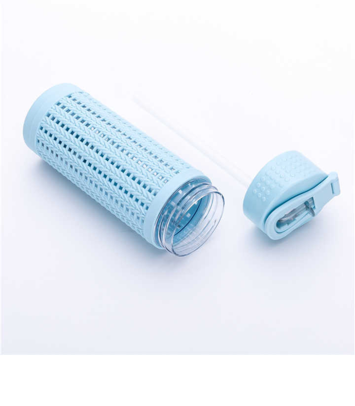 Designer Hard Plastic Water Bottle with Straw & Carry Loop 600ml